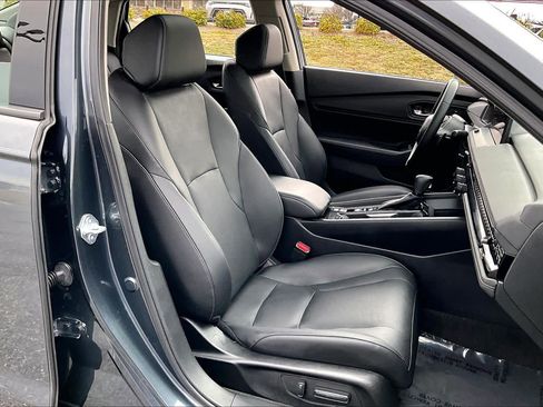 Used 2024 Honda Accord EX-L image 8