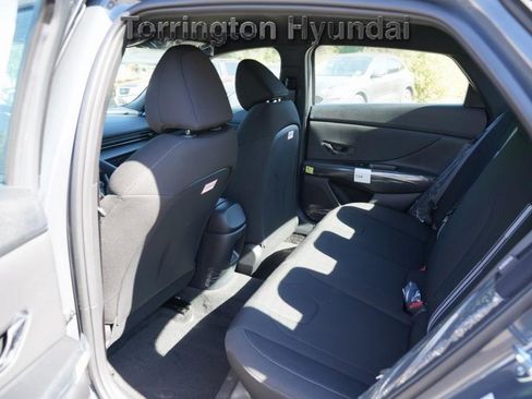 New 2025 Hyundai Elantra Sport image 15