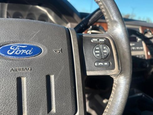 Used 2011 Ford F350 Lariat w/ Snow Plow Prep Pkg image 15