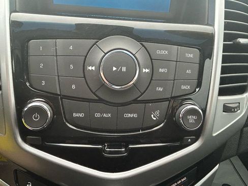 Used 2013 Chevrolet Cruze LT FWD image 18