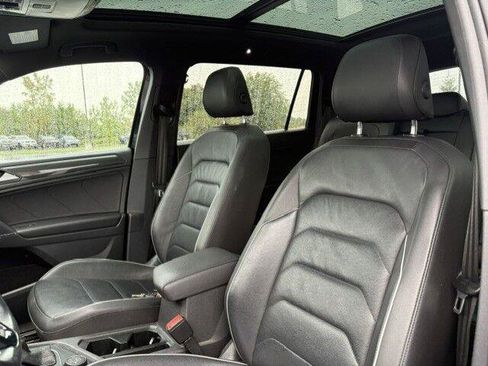 Used 2020 Volkswagen Tiguan SEL Premium R-Line AWD/4WD image 9