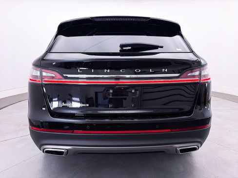 Used 2023 Lincoln Nautilus FWD w/ Premium Package image 14