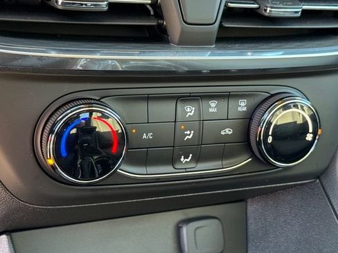 Certified 2024 Buick Encore GX Preferred image 22