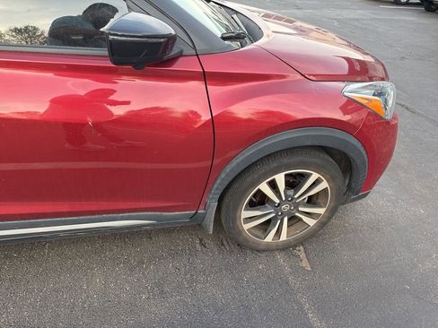 Used 2019 Nissan Kicks SR w/ SR Premium Package image 8