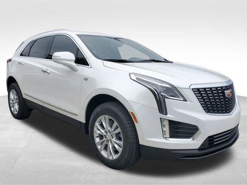 New 2026 Cadillac XT5 Luxury image 4