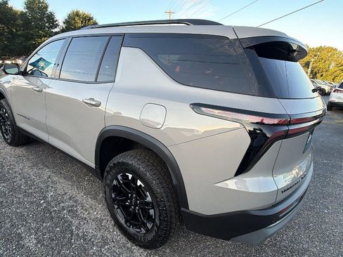 New 2027 Chevrolet Traverse Z71 w/ Driver Confidence Package AWD/4WD image 10