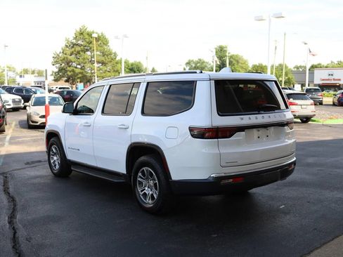 Used 2022 Jeep Wagoneer Series I w/ Convenience Group I AWD/4WD image 7
