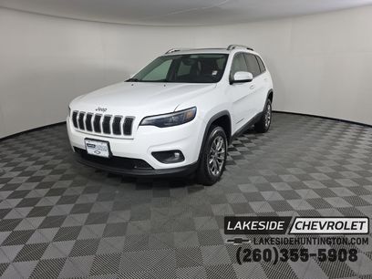 Used 2019 Jeep Cherokee Latitude Plus w/ Comfort/Convenience Group