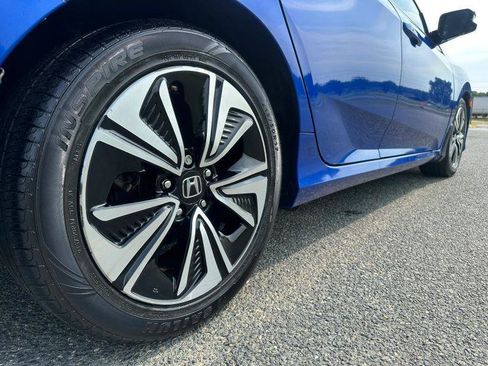 Used 2017 Honda Civic EX-T image 6