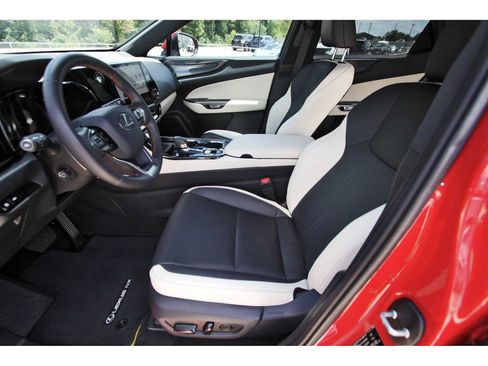 Used 2024 Lexus NX 350 AWD image 11