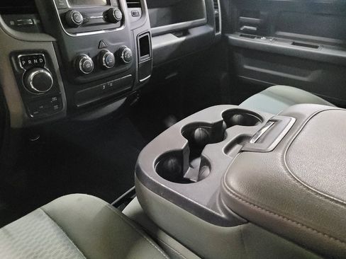 Used 2015 RAM 1500 Express AWD/4WD image 26