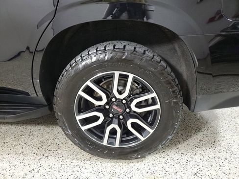 Used 2023 GMC Yukon AT4 w/ Max Trailering Package AWD/4WD image 9