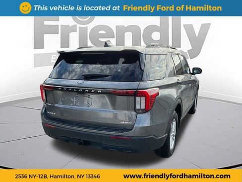 Used 2026 Ford Explorer Active AWD/4WD image 9