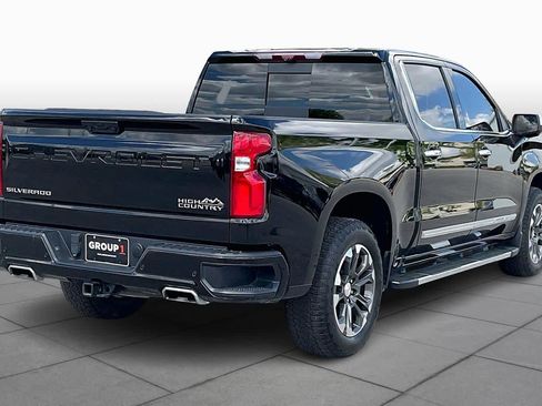 Used 2024 Chevrolet Silverado 1500 High Country w/ Technology Package image 13