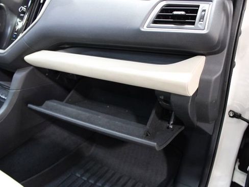 Used 2023 Subaru Ascent Limited w/ Technology Package image 27