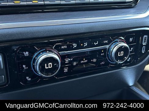 New 2026 GMC Sierra 1500 SLT AWD/4WD image 17