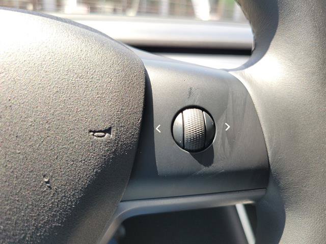 Used 2018 Tesla Model 3 Mid Range RWD image 37