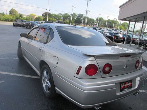 Used 2005 Chevrolet Impala SS w/ Sun And Sound Package image 49