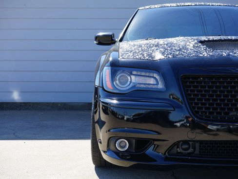 Used 2012 Chrysler 300 SRT8 image 10