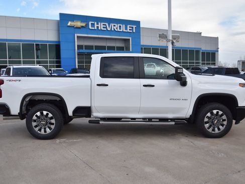 New 2026 Chevrolet Silverado 2500 Custom w/ Custom Value Package image 3