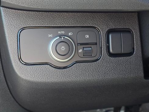New 2026 Mercedes-Benz Sprinter 2500 image 66
