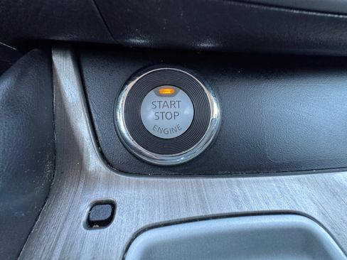 Used 2015 Nissan Murano S w/ Navigation Package image 29