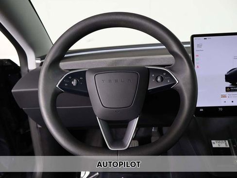 Used 2025 Tesla Model 3 Long Range RWD image 3