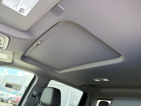 New 2026 GMC Sierra 1500 Denali w/ Denali Reserve Package AWD/4WD image 16