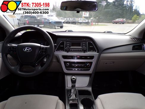 Used 2015 Hyundai Sonata SE image 20