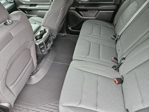 New 2026 RAM 1500 4x4 Crew Cab image 29