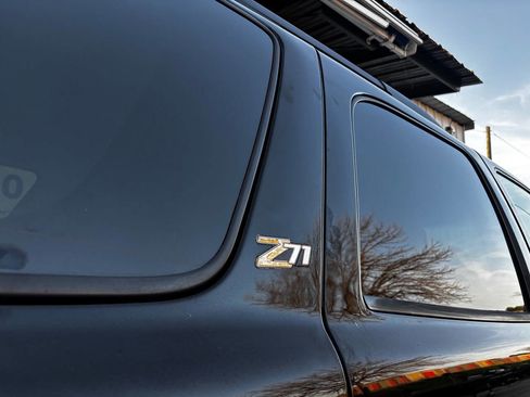 Used 2004 Chevrolet Tahoe Z71 w/ Z71 Preferred Equipment Group image 9