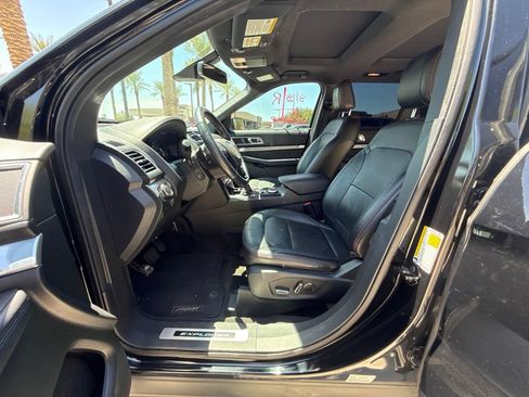 Used 2018 Ford Explorer Sport w/ Equipment Group 401A AWD/4WD image 19