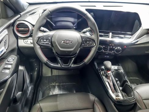 New 2026 Chevrolet Trax RS image 12