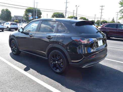 Certified 2024 Honda HR-V Sport image 4