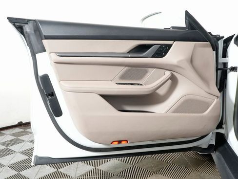 Certified 2023 Porsche Taycan 4S image 15