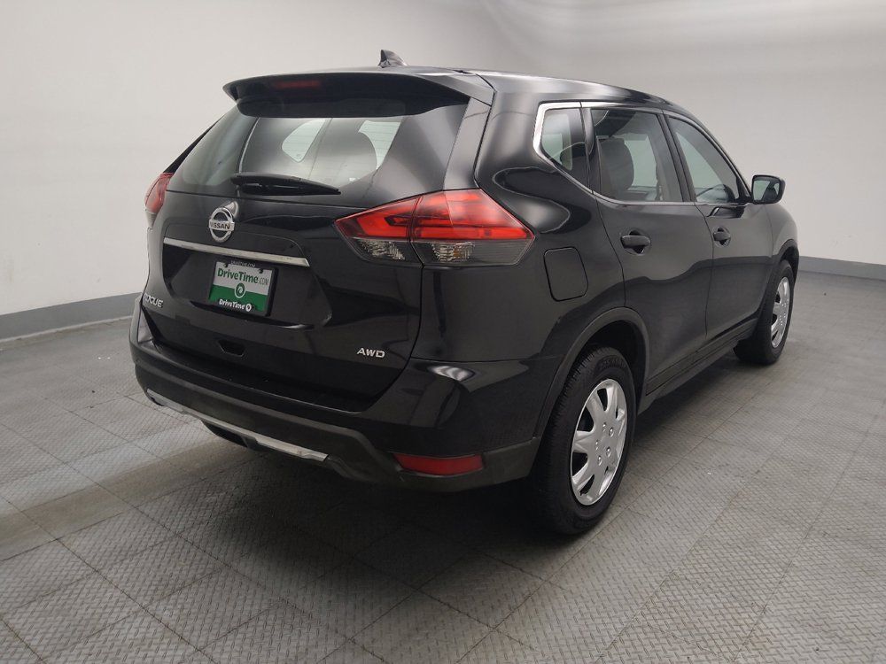 Used 2017 Nissan Rogue S AWD/4WD image 9