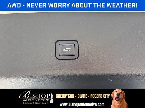 Used 2023 Chevrolet Traverse LT w/ LPO, Floor Liner Package AWD/4WD image 8