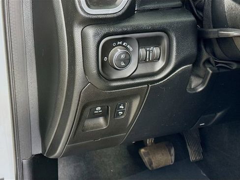 Used 2021 RAM 1500 Laramie AWD/4WD image 10