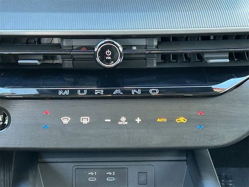 Certified 2025 Nissan Murano SV image 20