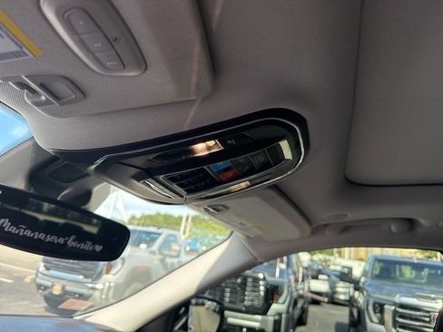 Used 2022 Jeep Grand Cherokee L Limited w/ MOPAR Finishing Package image 24