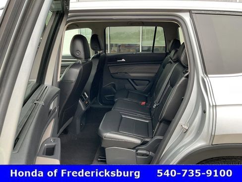 Used 2021 Volkswagen Atlas SE image 25
