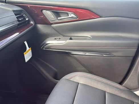 New 2026 Chevrolet Traverse Z71 w/ Driver Confidence Package image 22