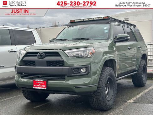 Used 2022 Toyota 4Runner Limited image 1