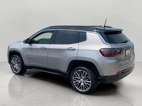 Used 2023 Jeep Compass Limited w/ Elite Group AWD/4WD image 5