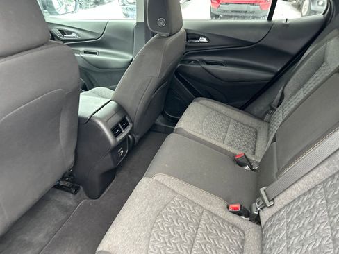 Used 2022 Chevrolet Equinox LT image 25