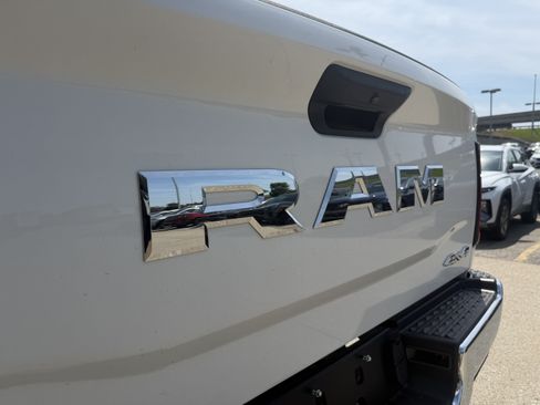 New 2026 RAM 3500 Tradesman AWD/4WD image 9