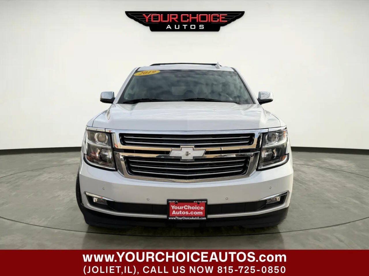 Used 2019 Chevrolet Suburban Premier w/ Premier Plus Edition AWD/4WD image 16
