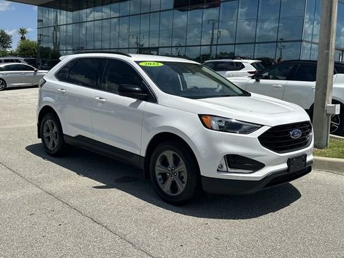 Used 2022 Ford Edge SEL w/ Sport Appearance Package AWD/4WD image 5