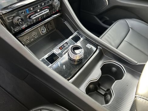 New 2025 Jeep Grand Cherokee L Limited image 26