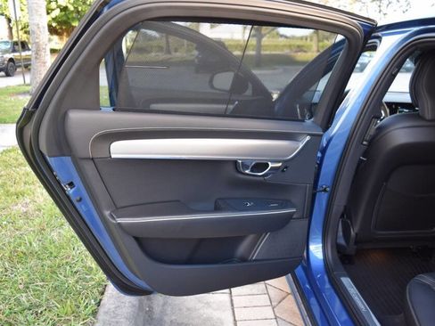 Used 2020 Volvo S90 T6 R-Design image 74